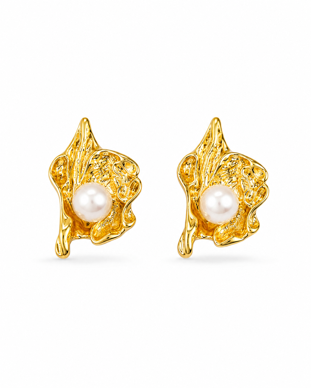 Gold floral pearl earrings