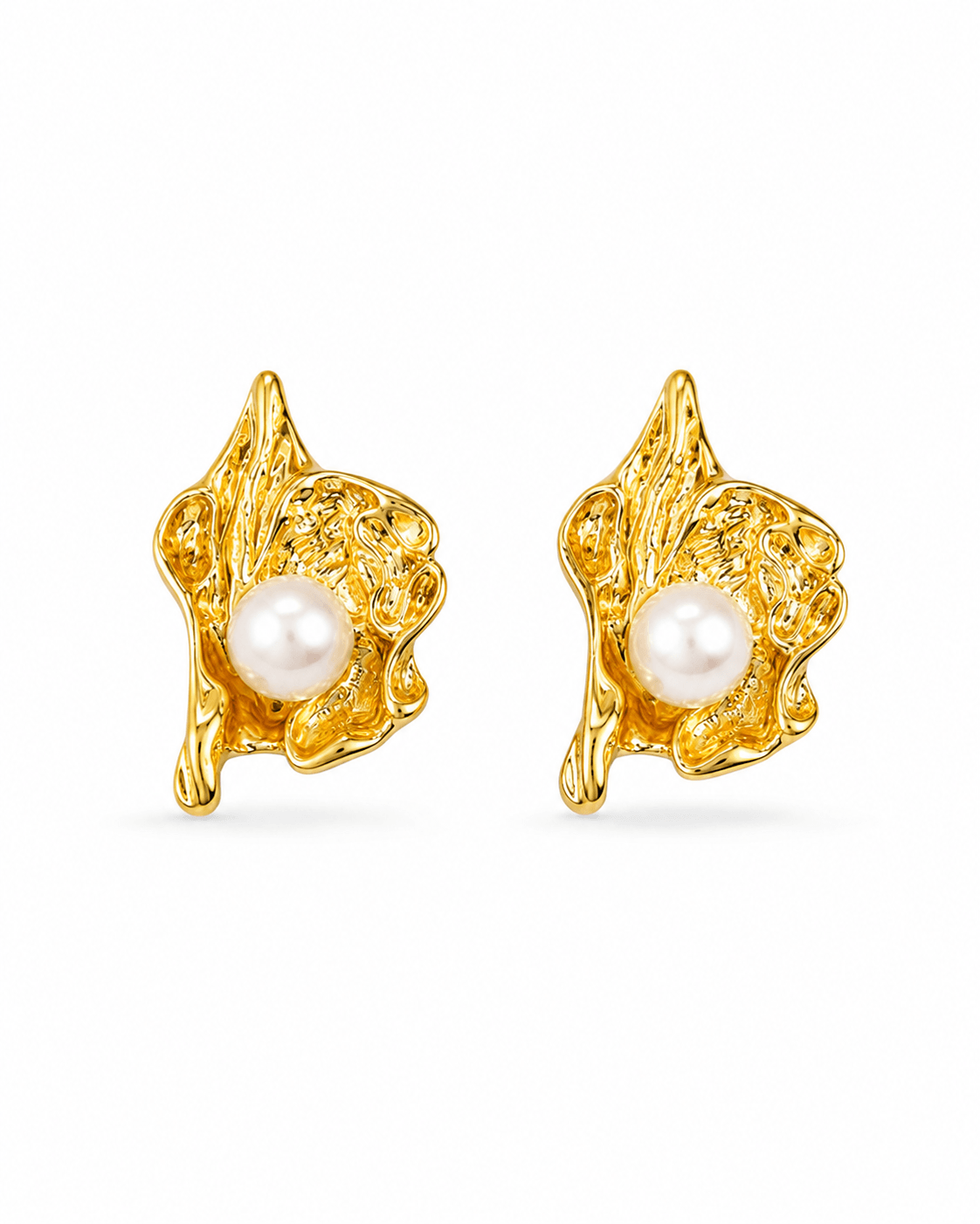 Gold floral pearl earrings