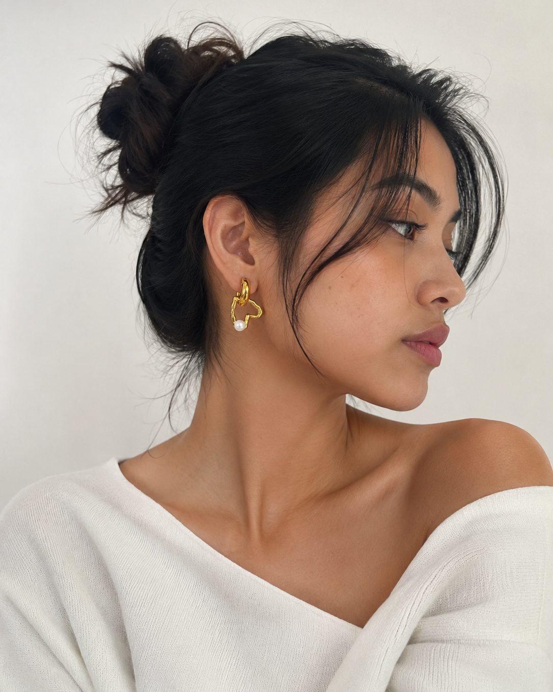 Anti-Tarnish Pearl Wave Earrings